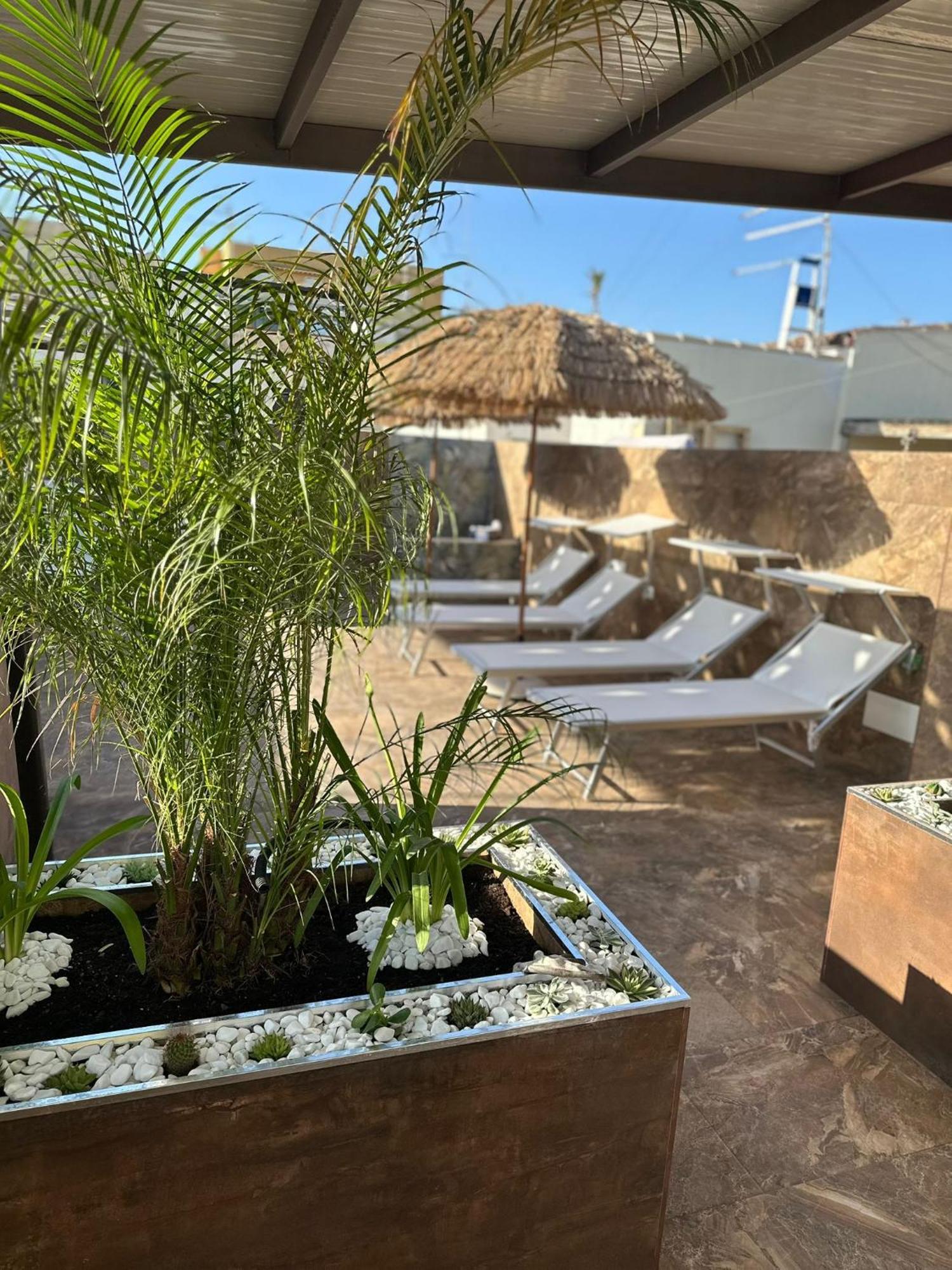 Le Camere Luxury Rooms Siracusa Syracuse Exterior photo